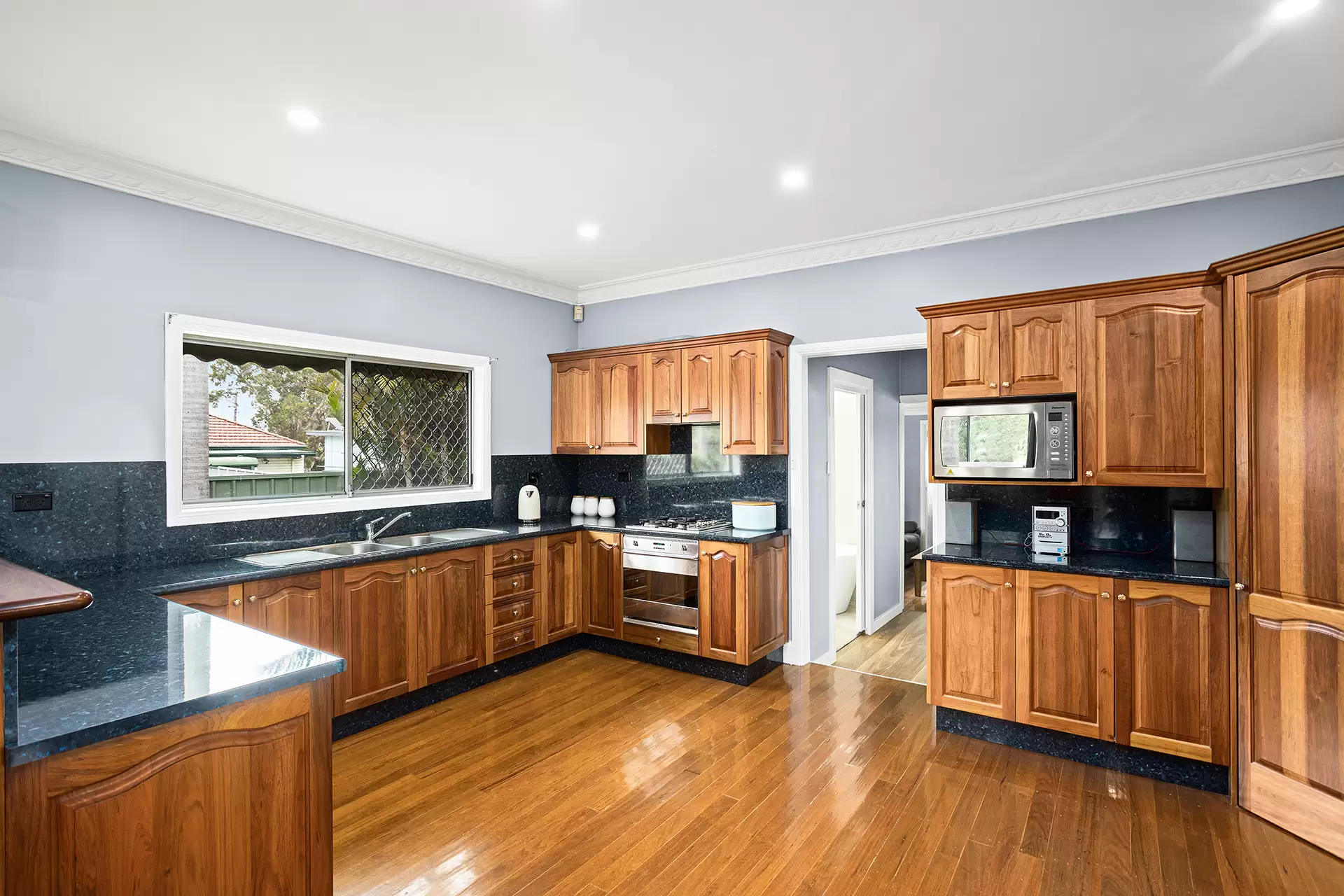 46 Cawley Street, Bellambi Sold by Laurence Morgan Real Estate - image 2