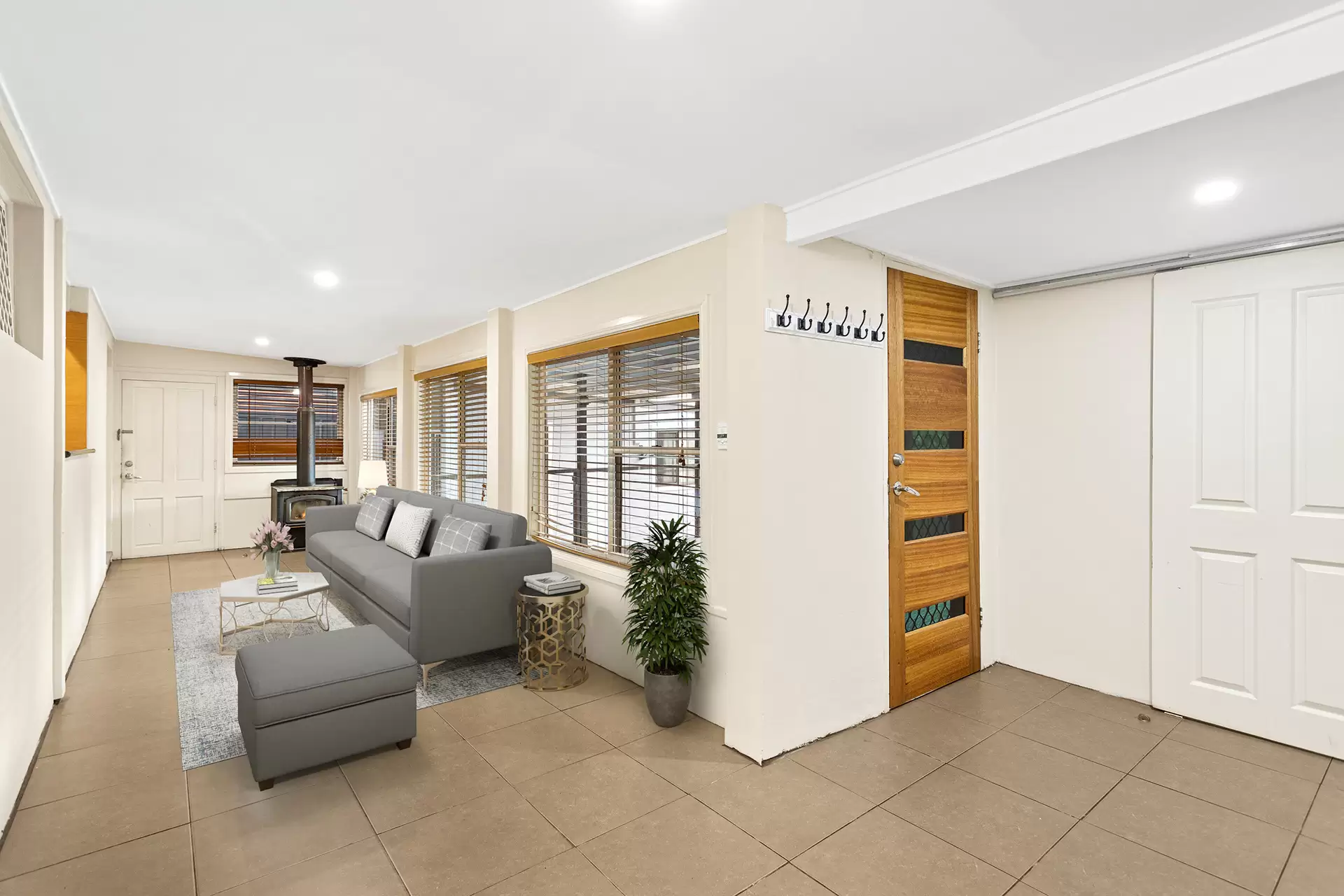 32 Lombard Avenue, Fairy Meadow Sold by Laurence Morgan Real Estate - image 7