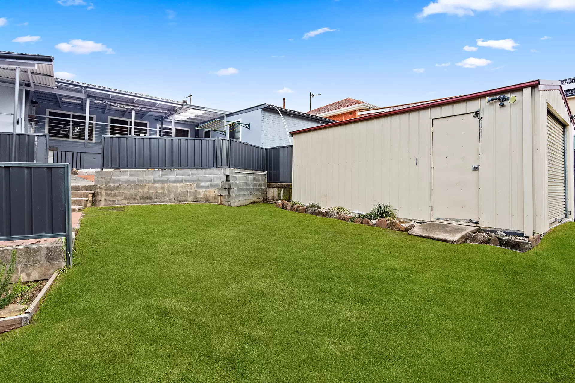 32 Lombard Avenue, Fairy Meadow Sold by Laurence Morgan Real Estate - image 9