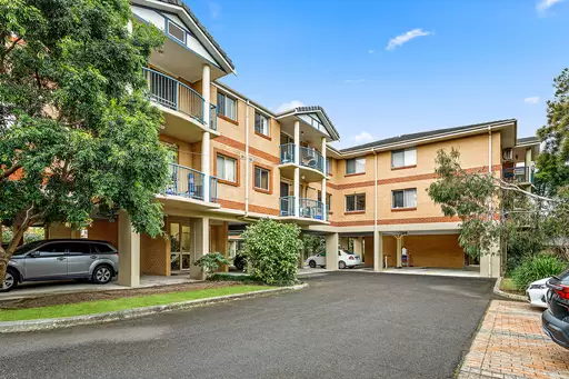 54/29 Park Road, Bellambi Sold by Laurence Morgan Real Estate
