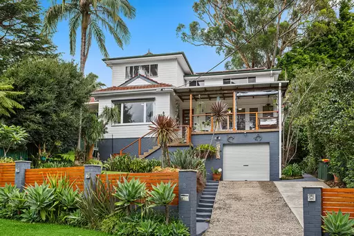 2 June Parade, Woonona Sold by Laurence Morgan Real Estate