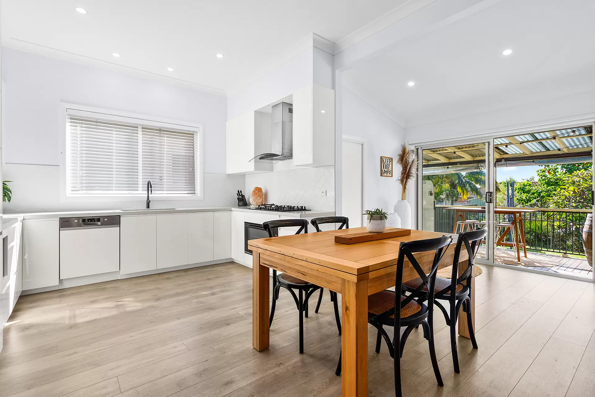 23 Mountain Ave, Woonona Sold by Laurence Morgan Real Estate - image 9