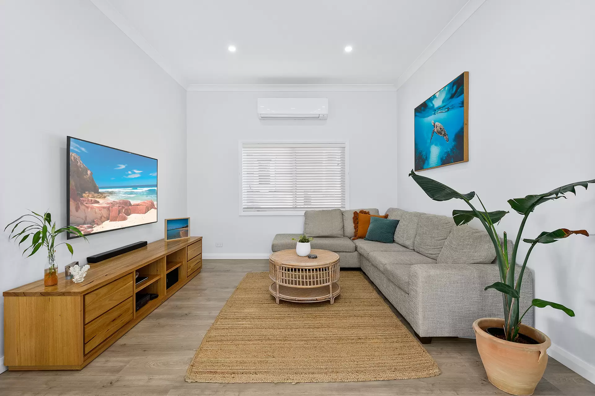 23 Mountain Ave, Woonona Sold by Laurence Morgan Real Estate - image 3