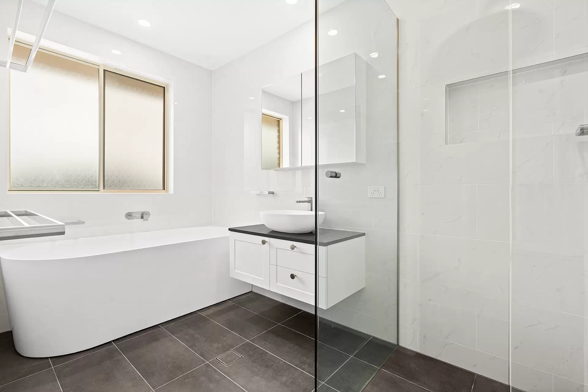 10 Robert Westmacott Avenue, Woonona Sold by Laurence Morgan Real Estate - image 10