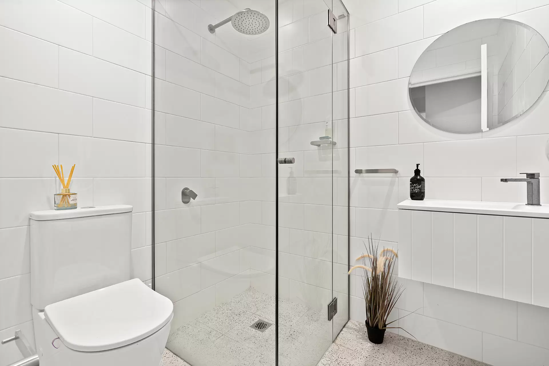 10 Robert Westmacott Avenue, Woonona Sold by Laurence Morgan Real Estate - image 13