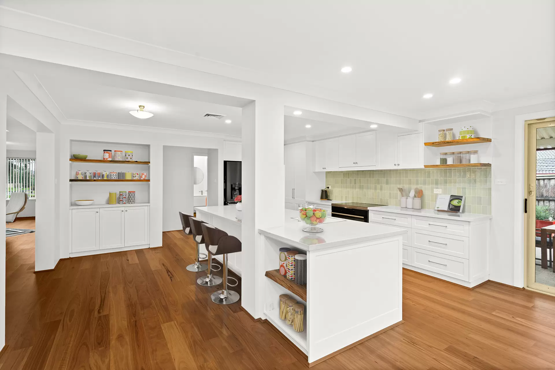 10 Robert Westmacott Avenue, Woonona Sold by Laurence Morgan Real Estate - image 14