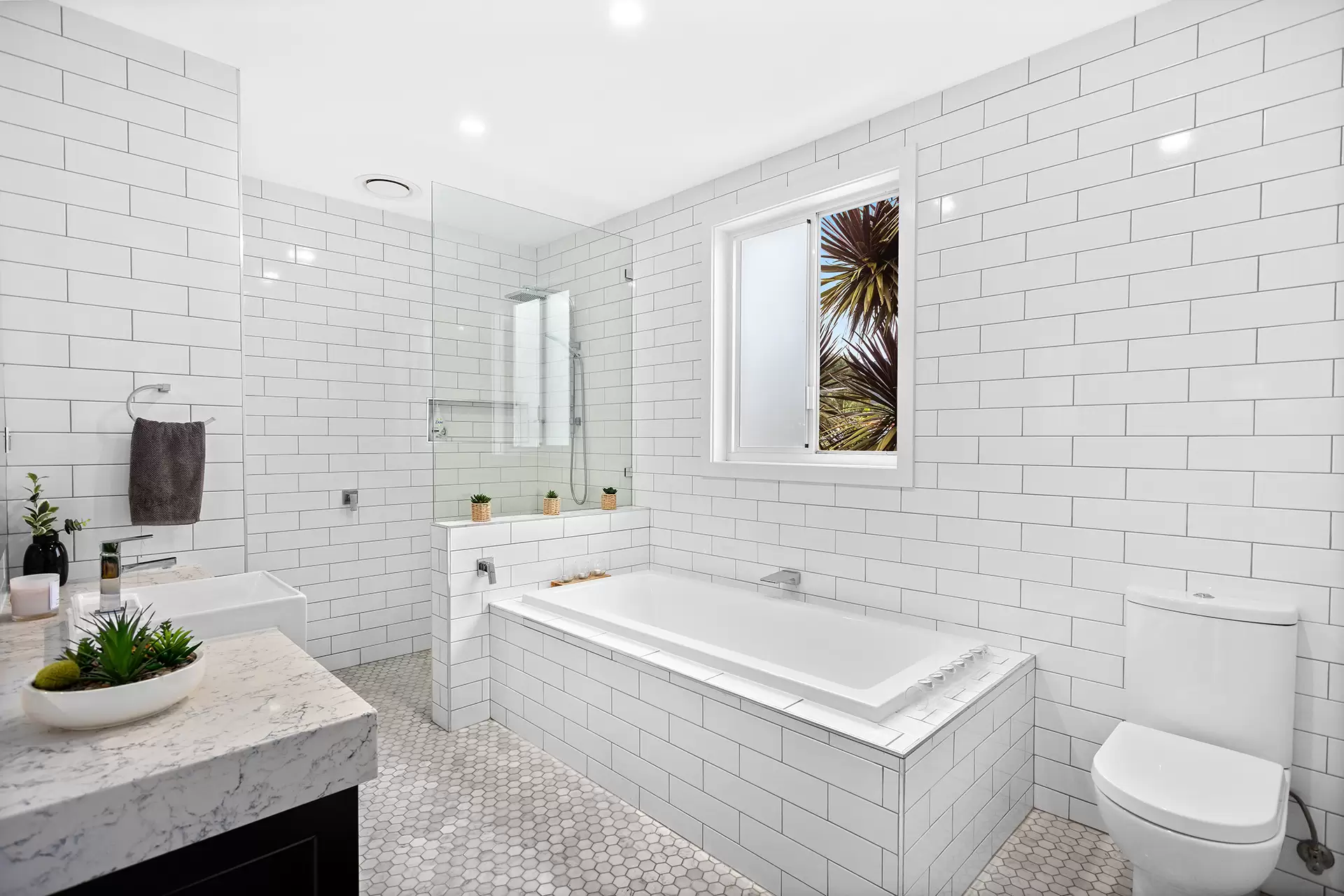 38 Russell Street, Woonona Sold by Laurence Morgan Real Estate - image 15