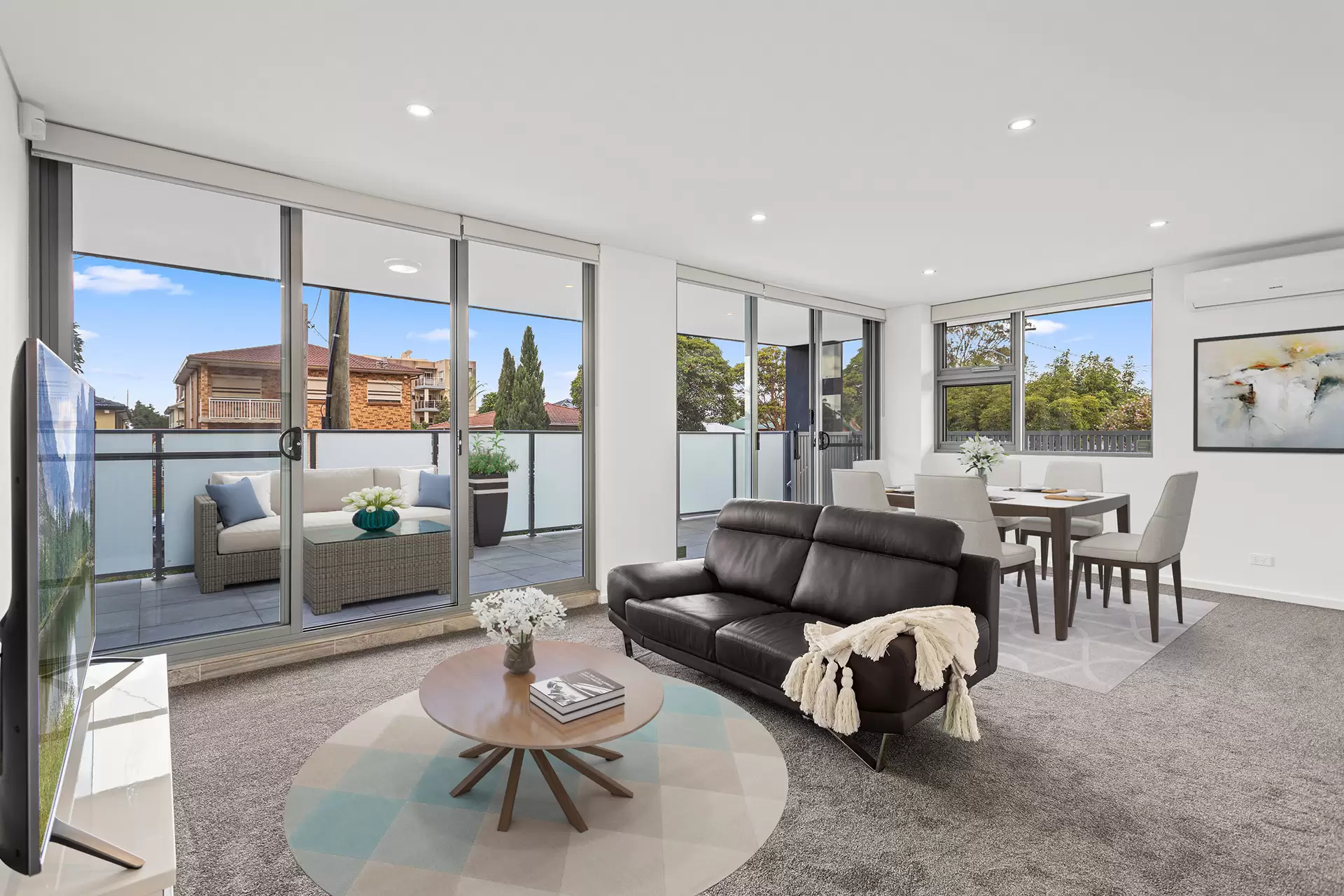 1/130 Kembla Street, Wollongong Sold by Laurence Morgan Real Estate - image 2