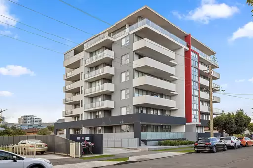 1/130 Kembla Street, Wollongong Sold by Laurence Morgan Real Estate