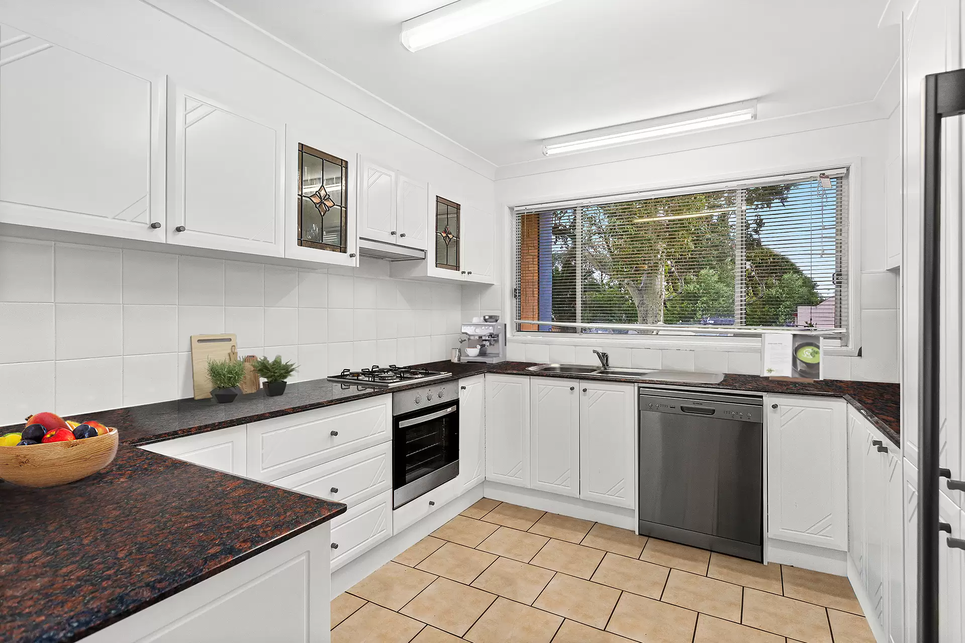5/50 Urunga Parade, Wollongong Sold by Laurence Morgan Real Estate - image 2