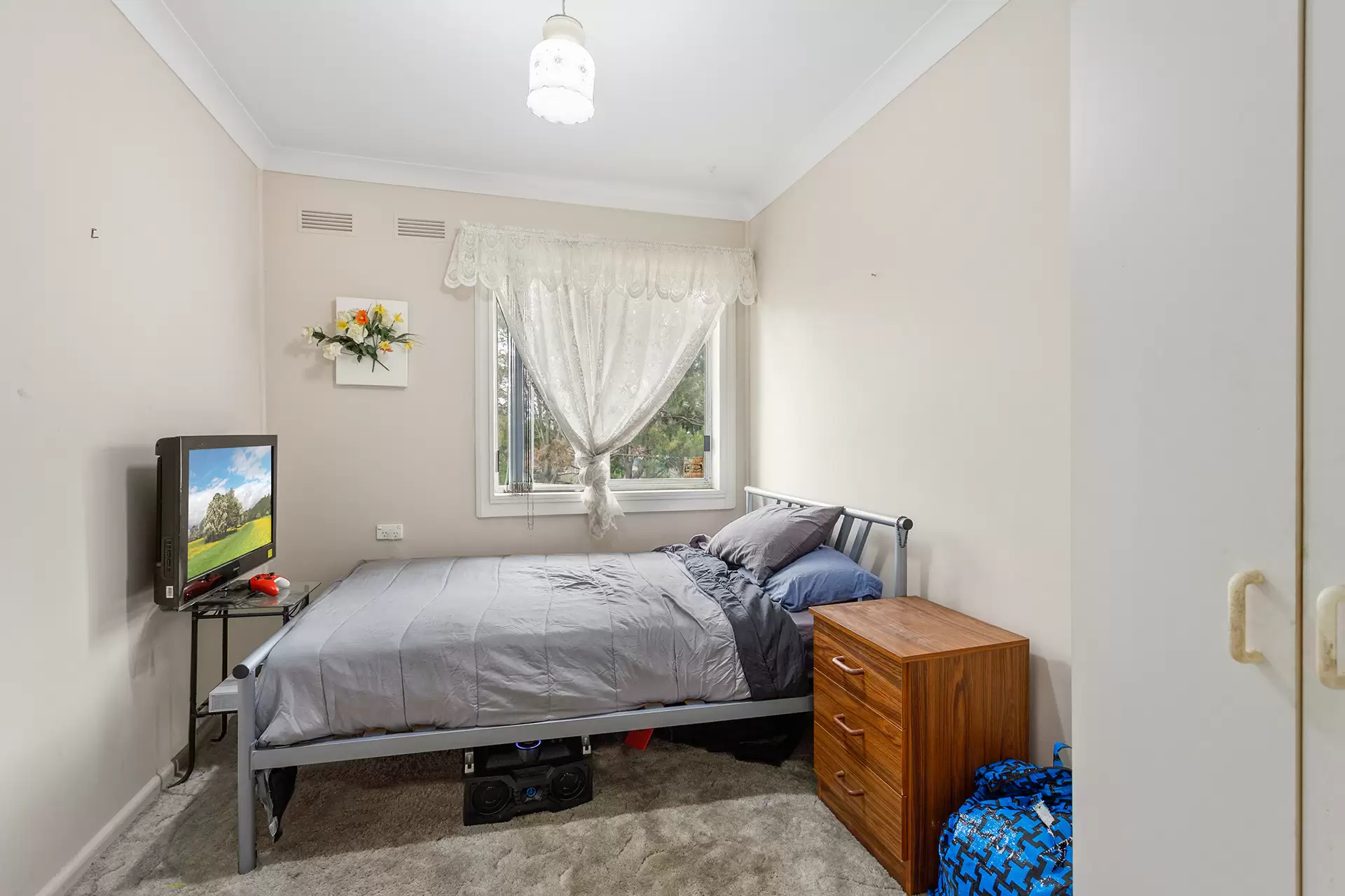 426 Northcliffe Drive, Berkeley Sold by Laurence Morgan Real Estate - image 5