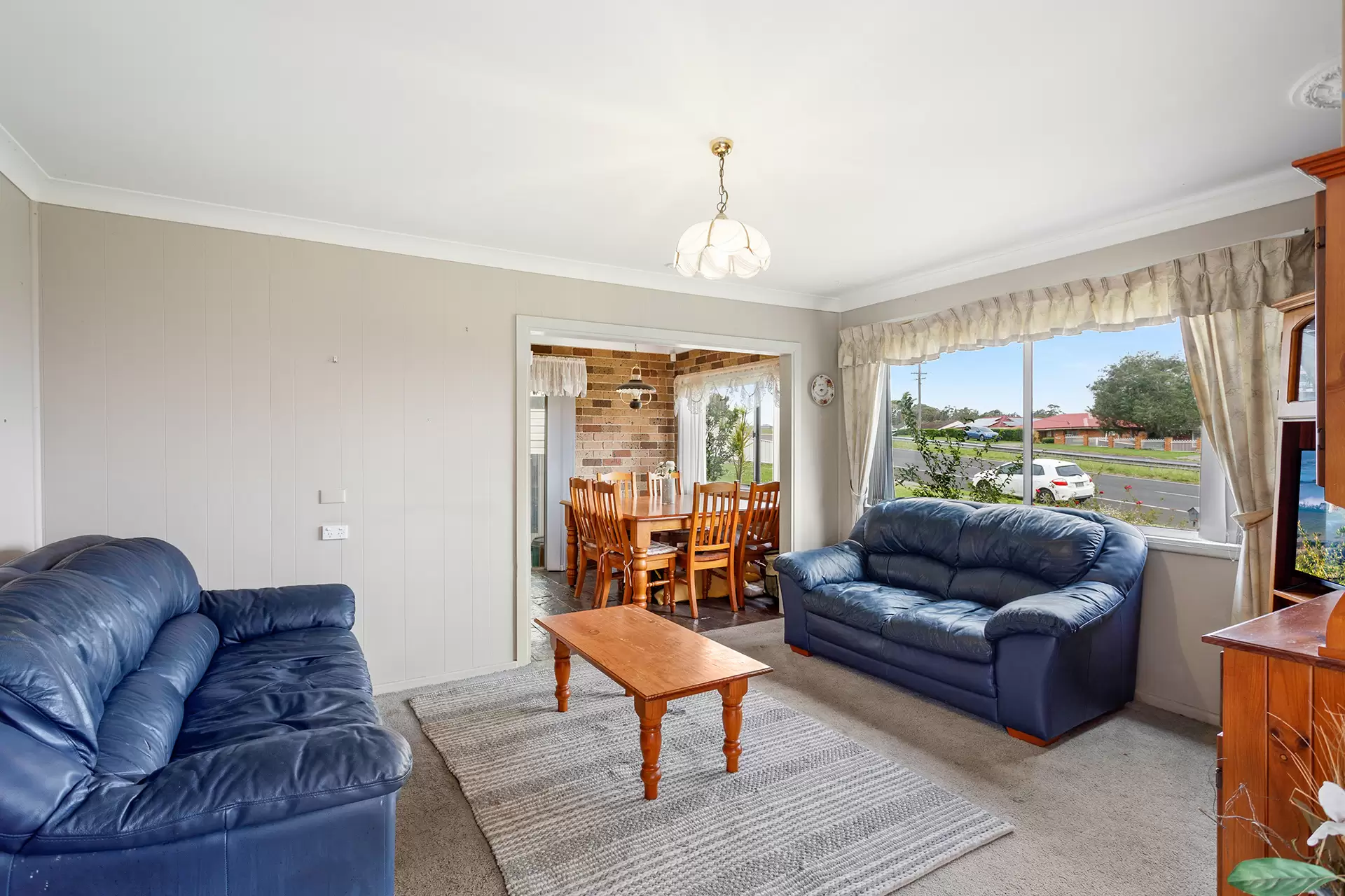 426 Northcliffe Drive, Berkeley Sold by Laurence Morgan Real Estate - image 4