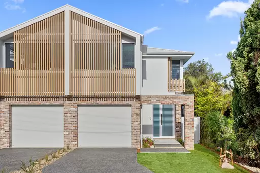 12A Adams Parade, Woonona Sold by Laurence Morgan Real Estate