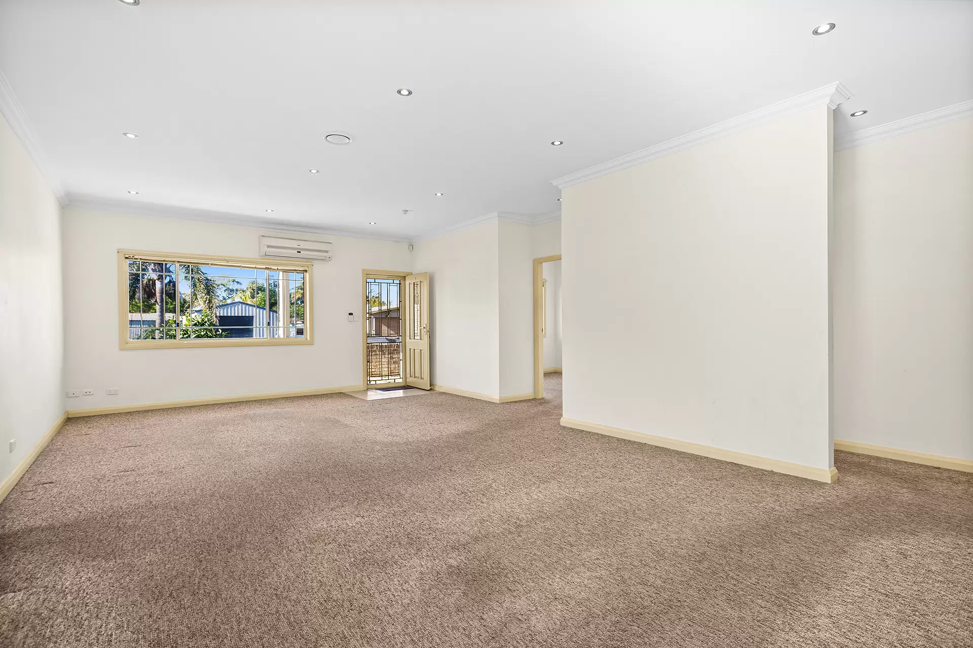 1/14-16 Chester Street, Bellambi Sold by Laurence Morgan Real Estate - image 2