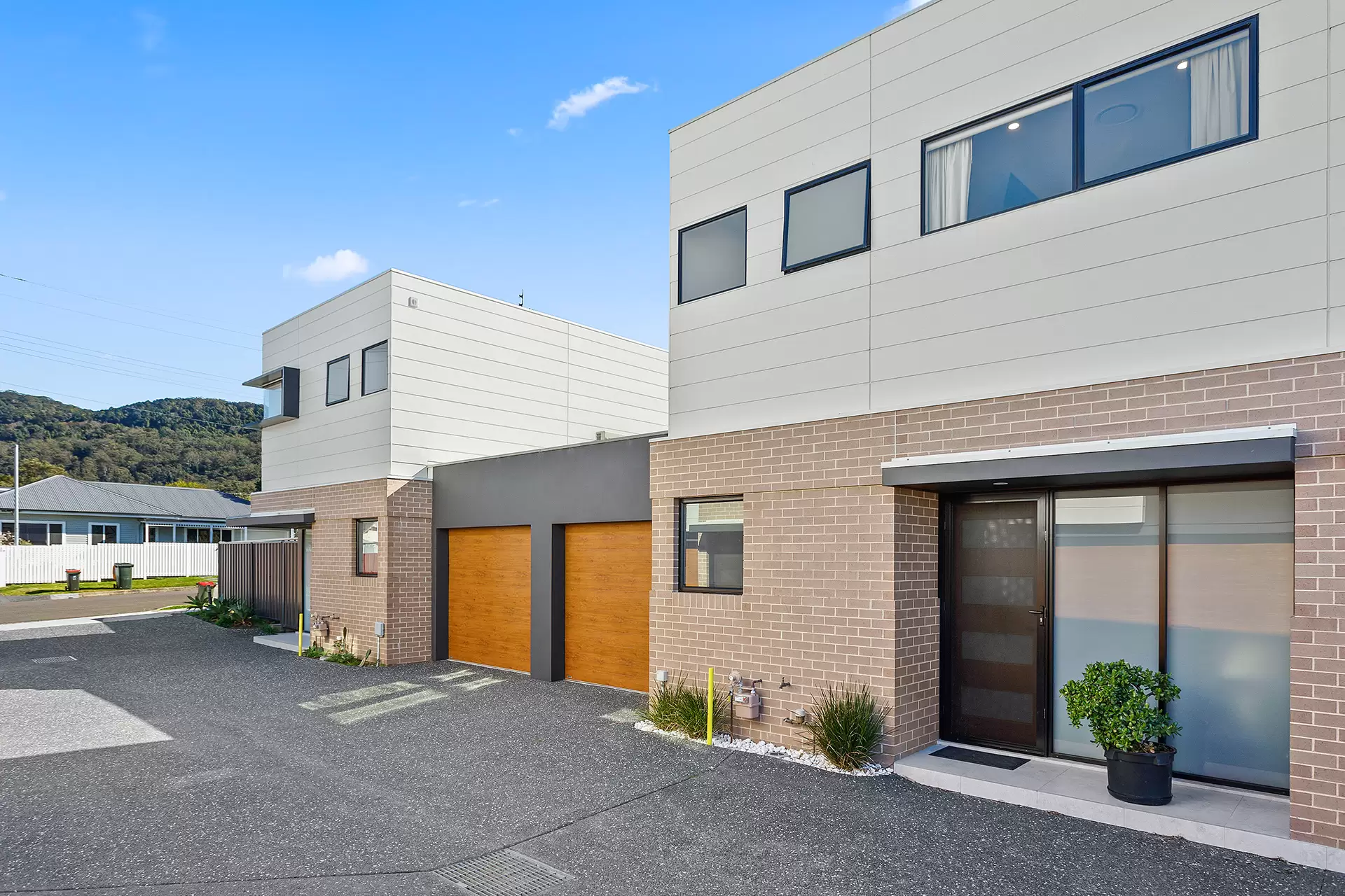 5/17 Buckland Street, Balgownie Sold by Laurence Morgan Real Estate - image 1
