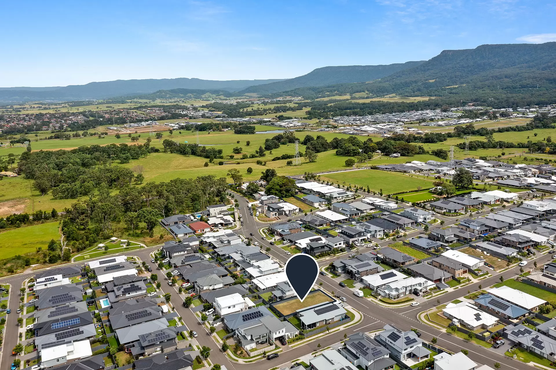 34 Stewards Drive, Kembla Grange Sold by Laurence Morgan Real Estate - image 5