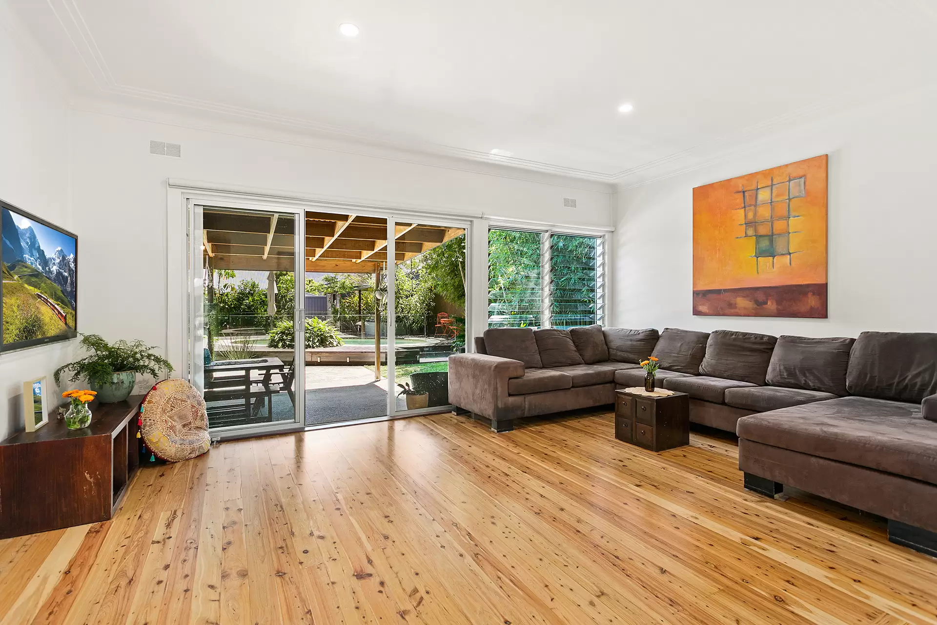 32 Cawley Street, Bellambi Sold by Laurence Morgan Real Estate - image 5