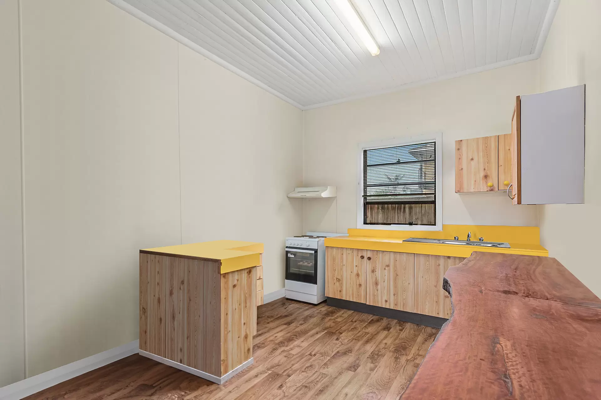 202 Lawrence Hargrave Drive, Thirroul Sold by Laurence Morgan Real Estate - image 10