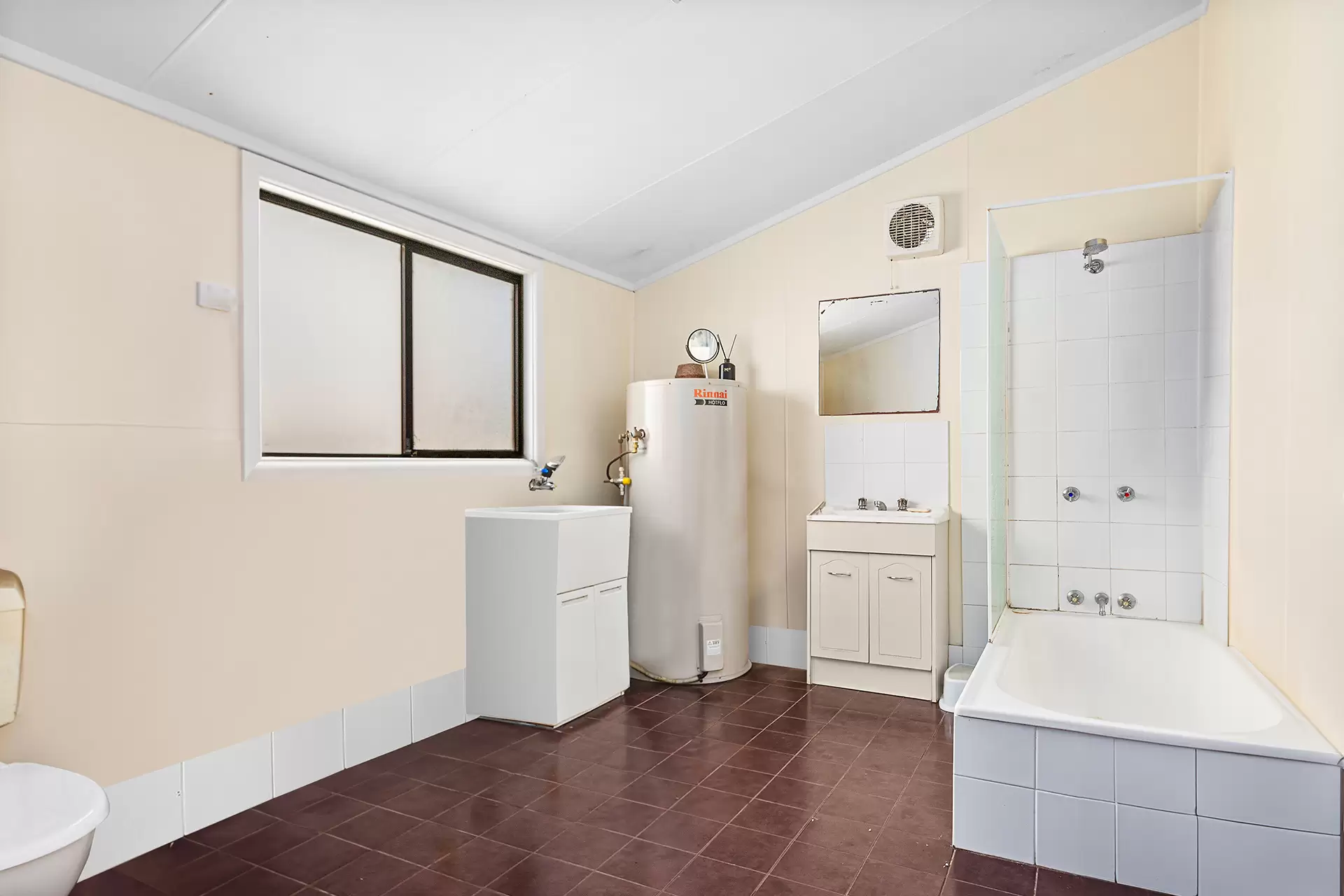 202 Lawrence Hargrave Drive, Thirroul Sold by Laurence Morgan Real Estate - image 9