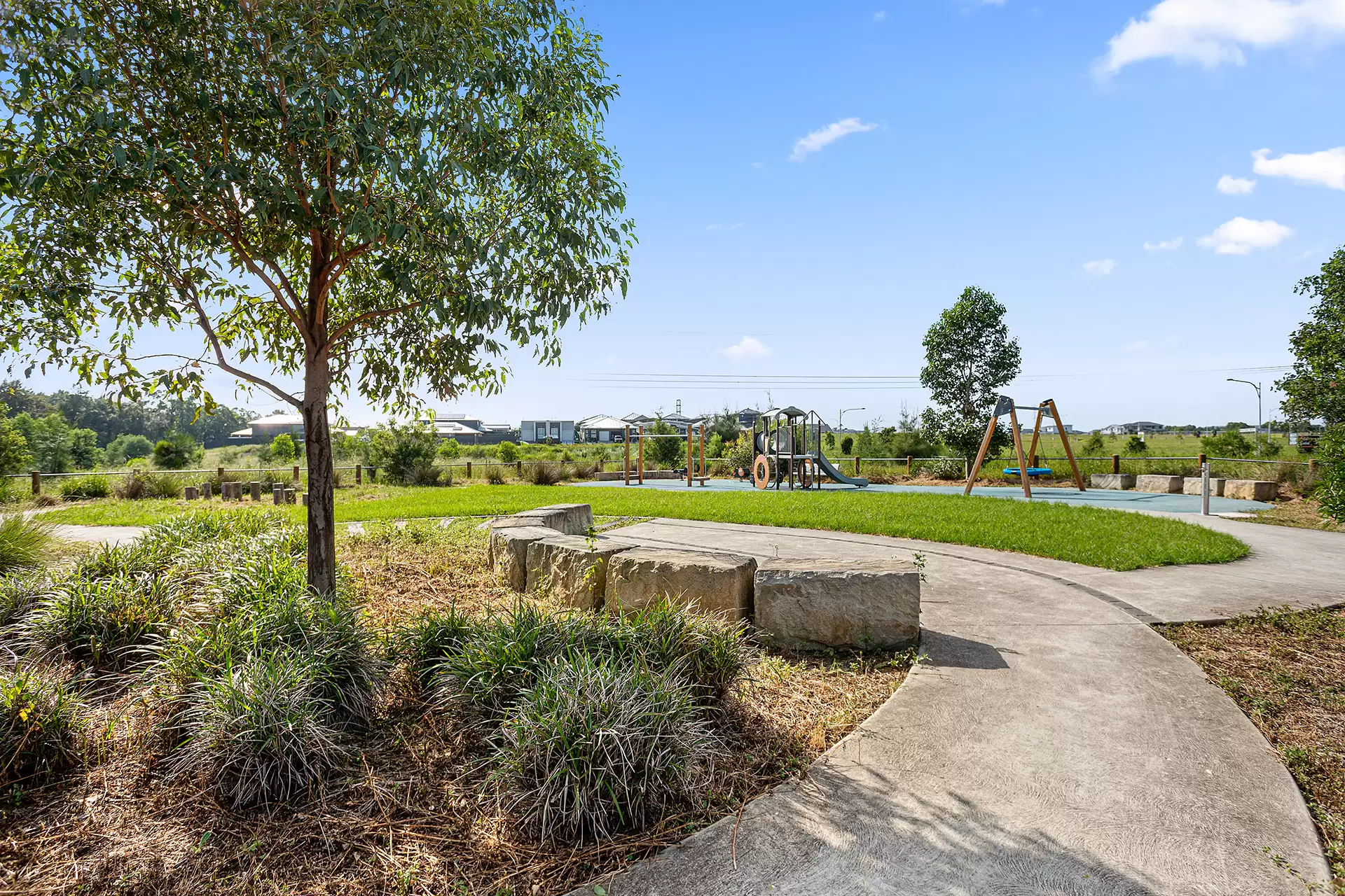 22 Euodia Street, Horsley Sold by Laurence Morgan Real Estate - image 2