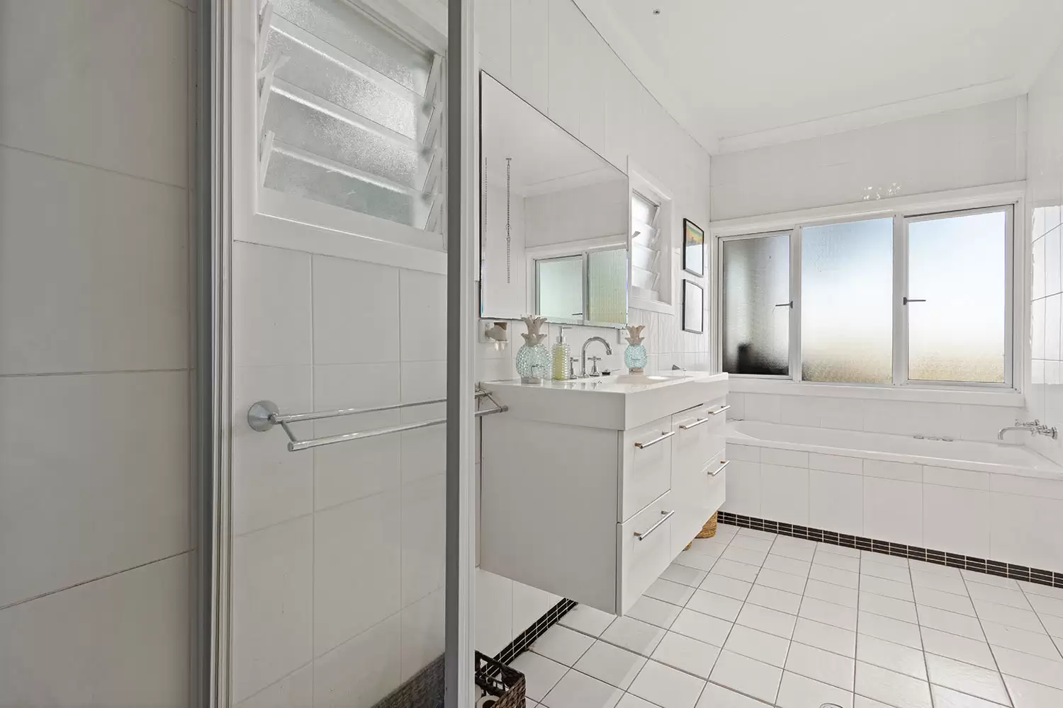 37 Outlook Drive, Figtree Sold by Laurence Morgan Real Estate - image 19