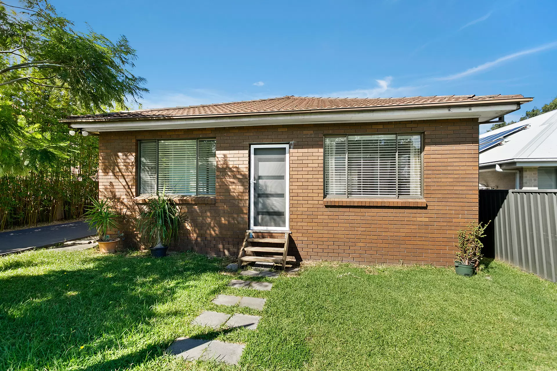9 Kirton Road, Bellambi Sold by Laurence Morgan Real Estate - image 1
