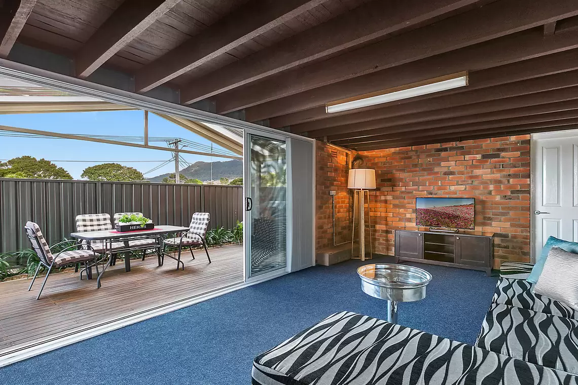 4 Hillcrest Avenue, Woonona Sold by Laurence Morgan Real Estate - image 4