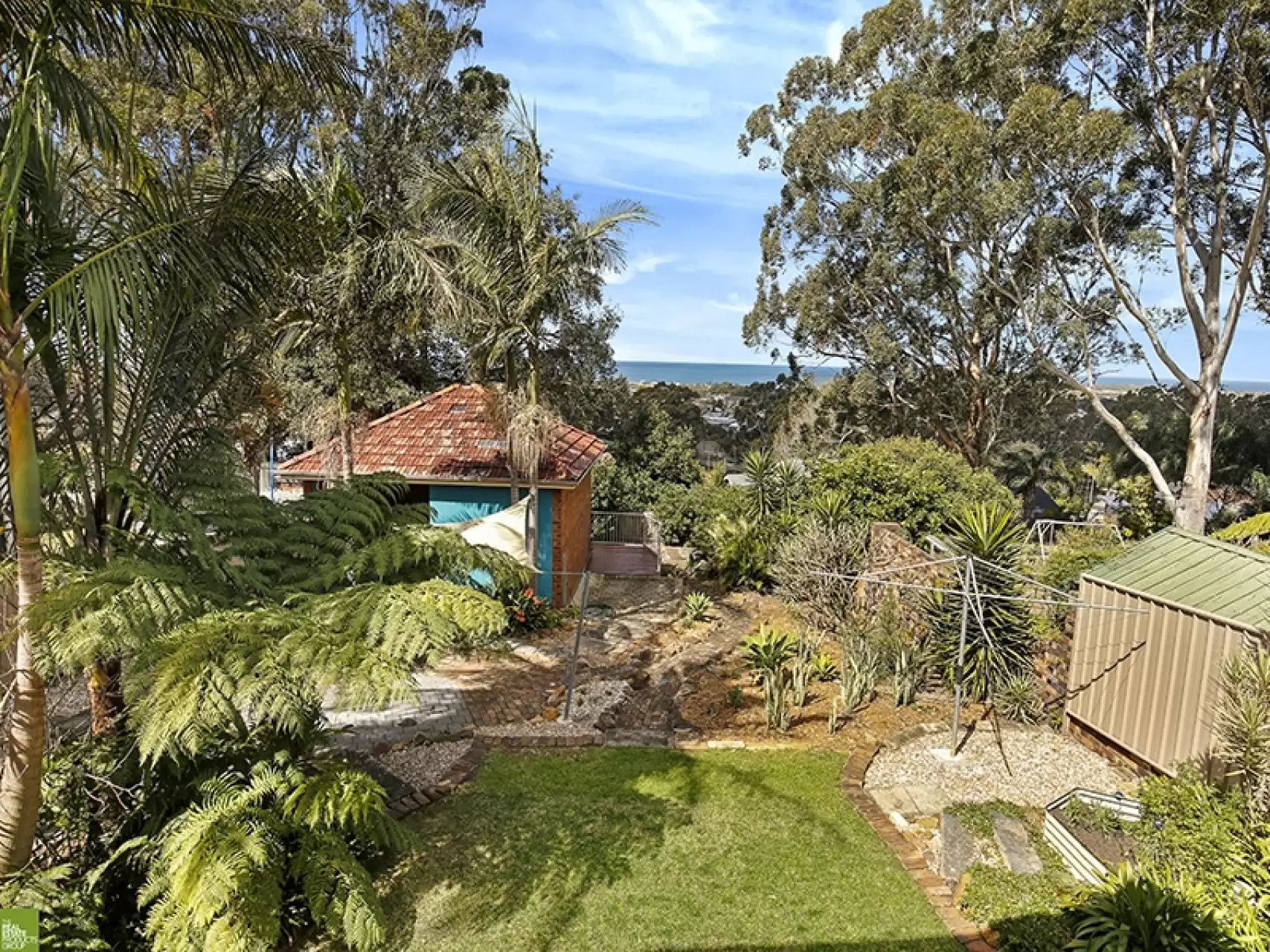 5 June Parade, Woonona Sold by Laurence Morgan Real Estate - image 3