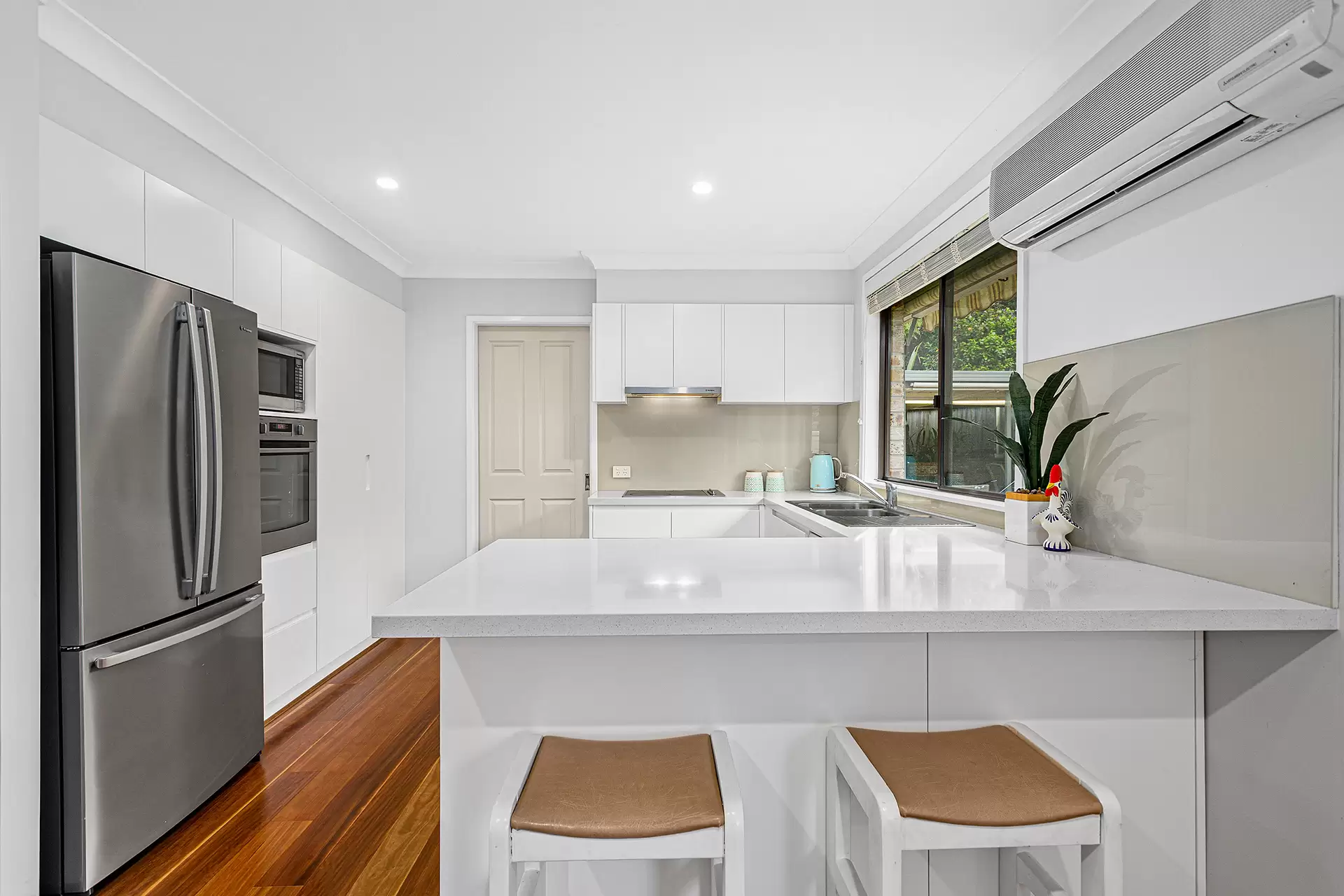 2 Glenhaven Street, Woonona Sold by Laurence Morgan Real Estate - image 2