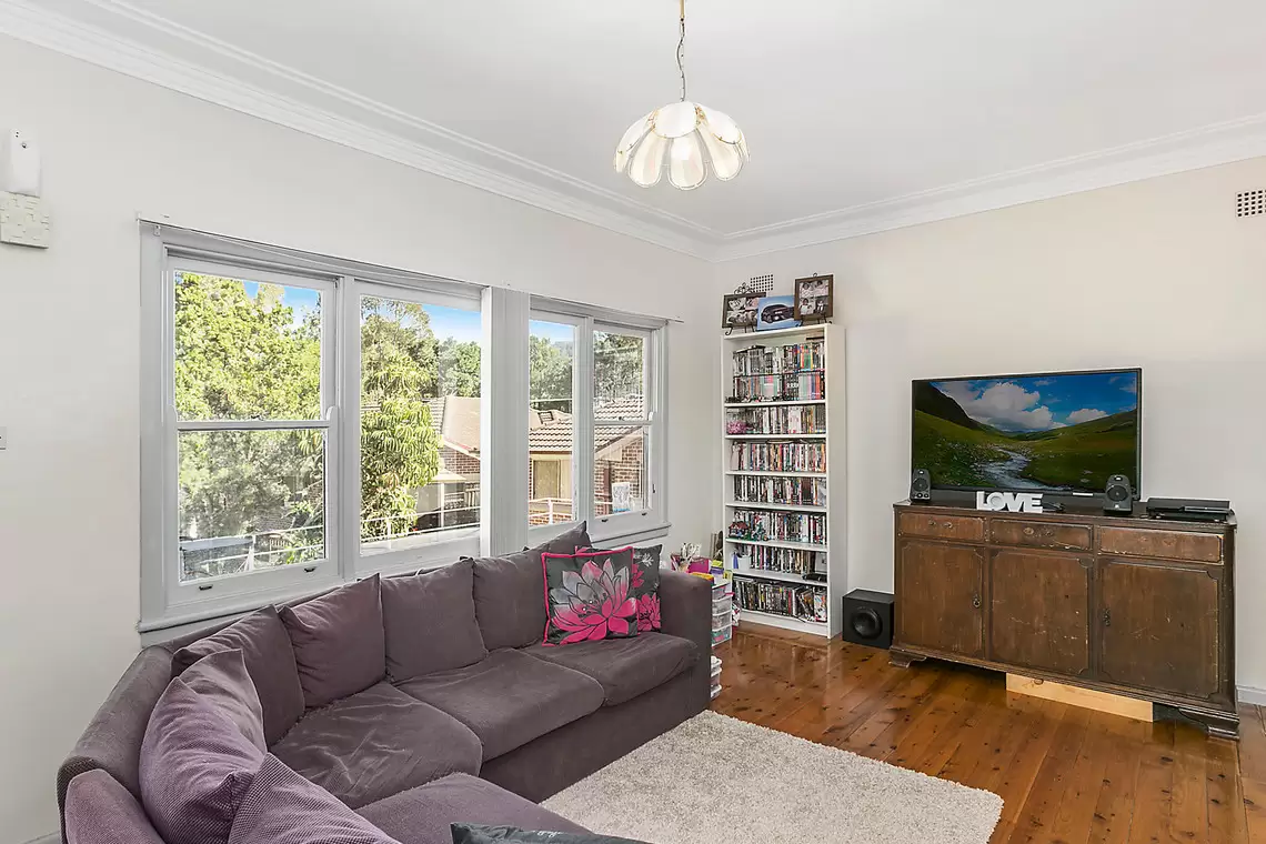 33b Nicholson Road, Woonona Sold by Laurence Morgan Real Estate - image 3