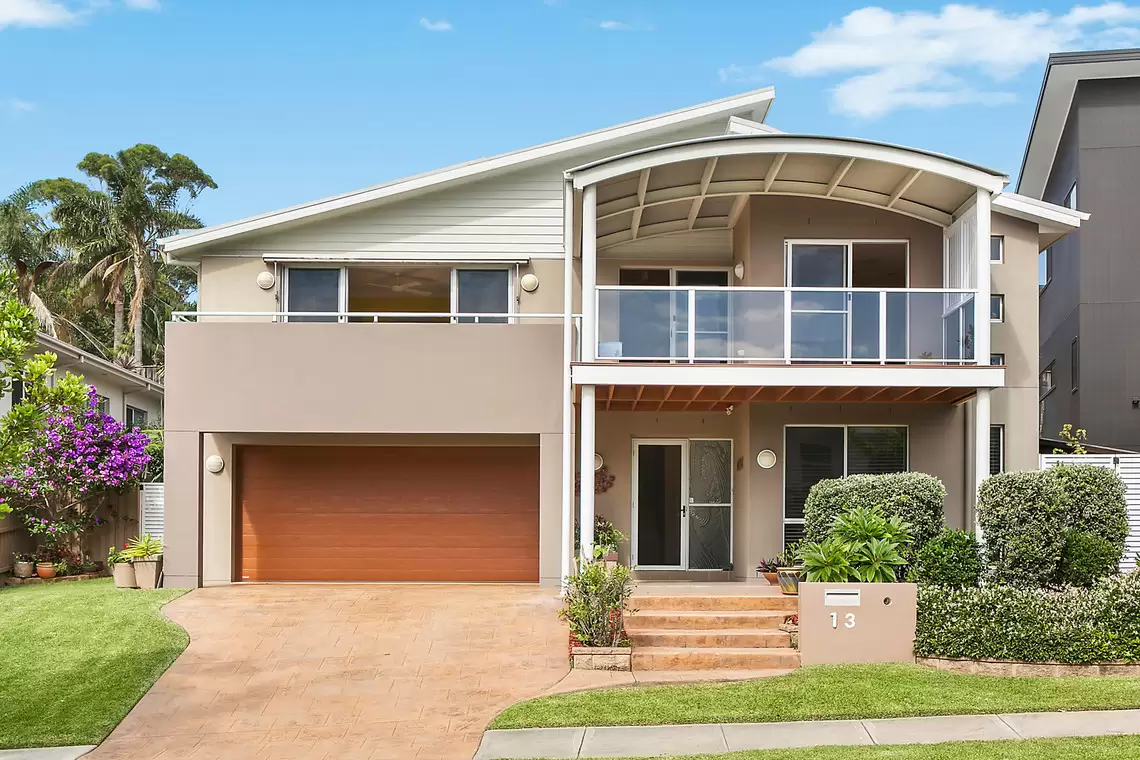 13 Sandon Drive, Bulli Sold by Laurence Morgan Real Estate - image 1