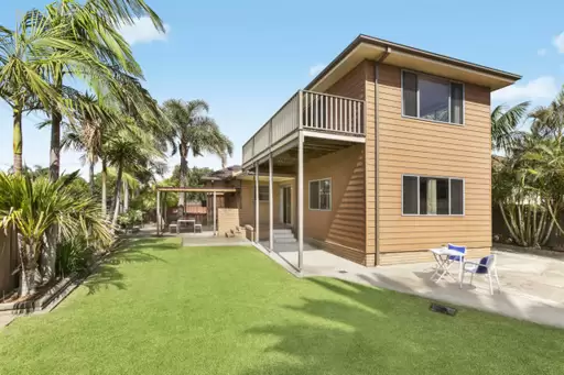 32 Davidson Avenue, Woonona Sold by Laurence Morgan Real Estate