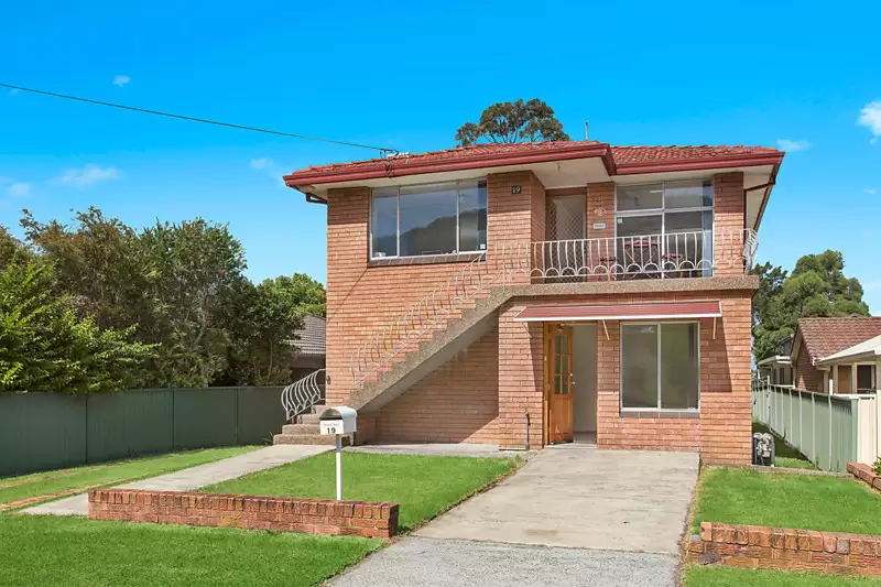 19 Wilford Street, Corrimal Sold by Laurence Morgan Real Estate - image 1