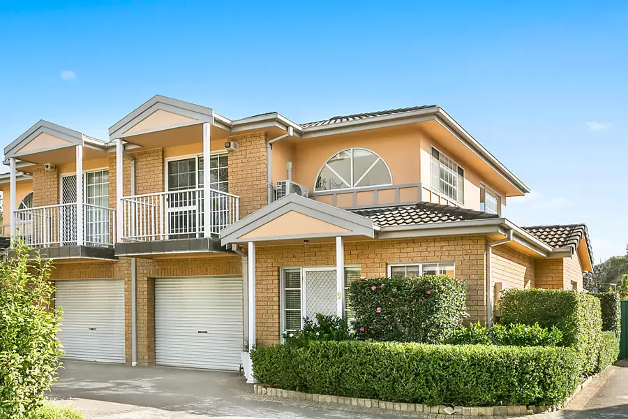 9/58 Thalassa Avenue, East Corrimal Sold by Laurence Morgan Real Estate - image 1