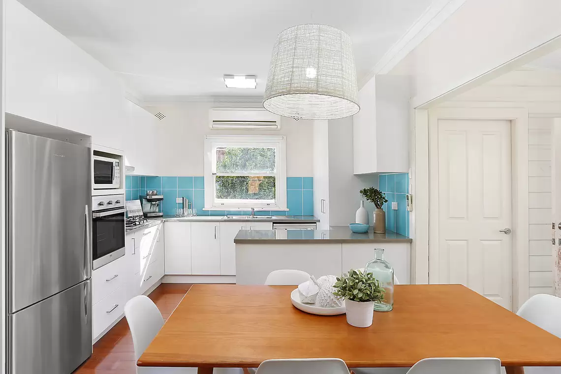 54 Balgownie Road, Fairy Meadow Sold by Laurence Morgan Real Estate - image 2