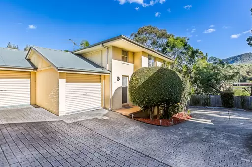 6/204-206 Princes Highway, Bulli Sold by Laurence Morgan Real Estate