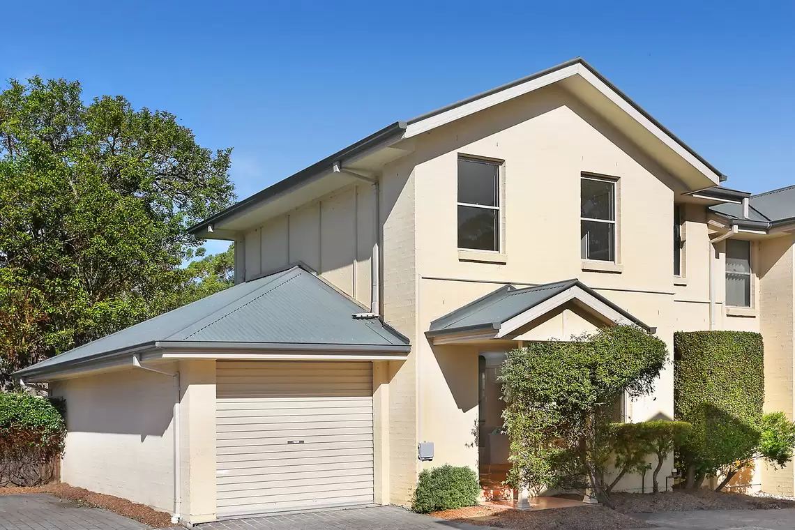 8/204-206 Princes Highway, Bulli Sold by Laurence Morgan Real Estate - image 1