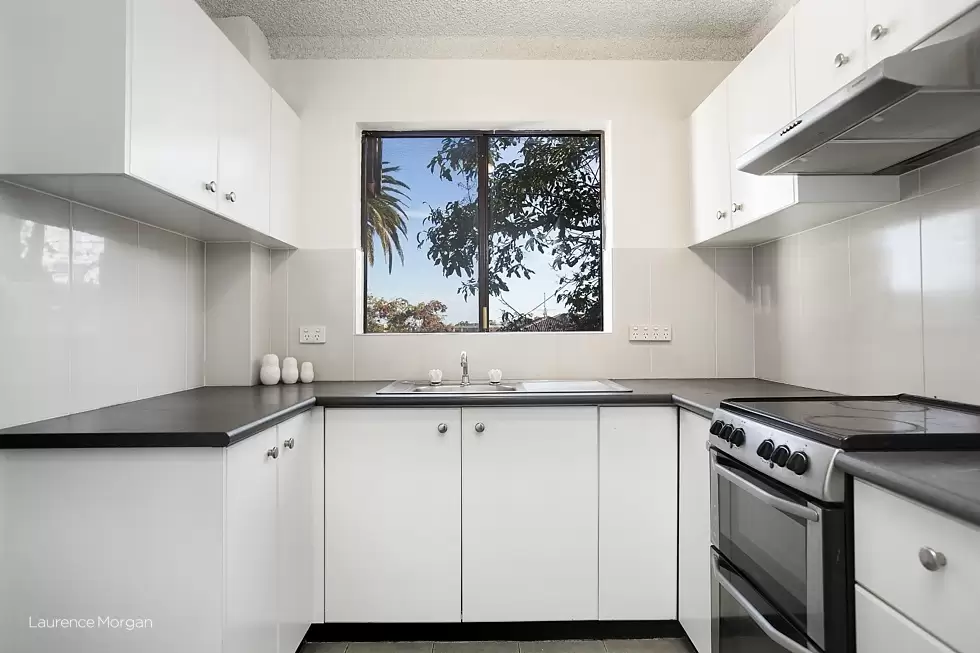 2/32 Gipps Street, Wollongong Sold by Laurence Morgan Real Estate - image 3