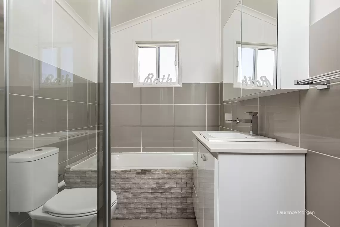 4 Dumbrell Road, Bulli Sold by Laurence Morgan Real Estate - image 5