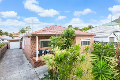 25 Annie Street, Corrimal Sold by Laurence Morgan Real Estate