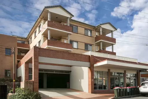 12/4-6 Victoria Street, Wollongong Sold by Laurence Morgan Real Estate