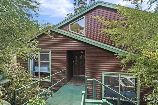 38 Hospital Road, Bulli Sold by Laurence Morgan Real Estate