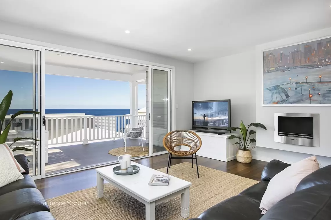 152a Lawrence Hargrave Drive, Austinmer Sold by Laurence Morgan Real Estate - image 2