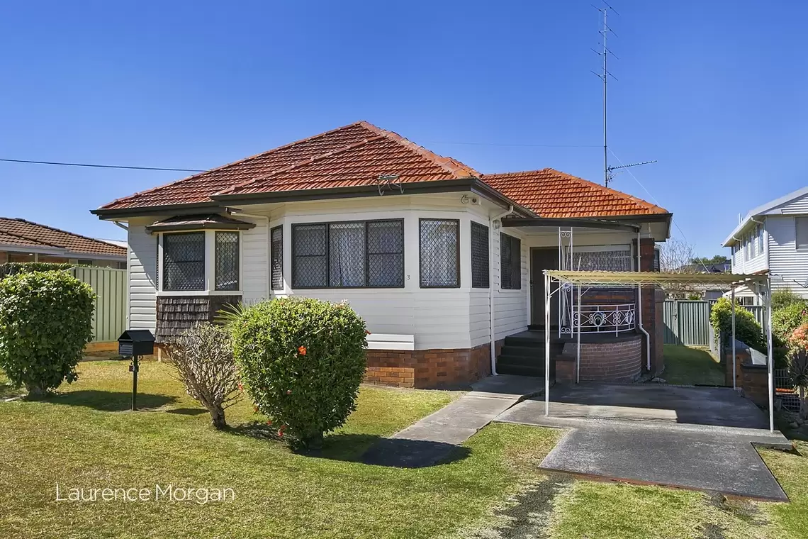 3 Chenhalls Street, Woonona Sold by Laurence Morgan Real Estate - image 1