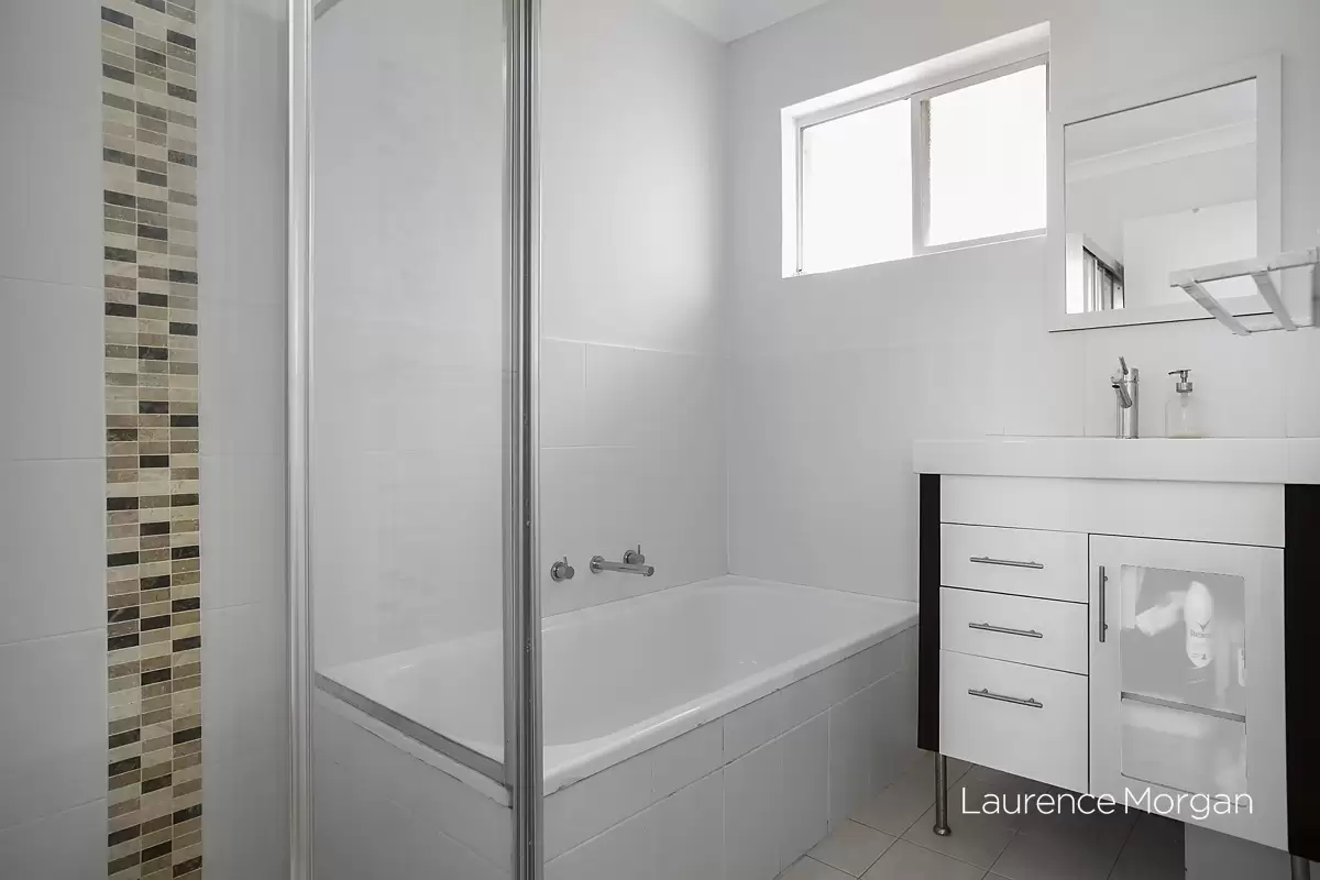 8/47 Thompson Street, Woonona Sold by Laurence Morgan Real Estate - image 4