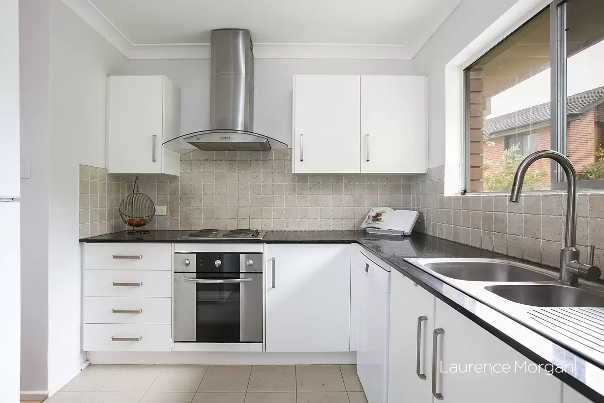 8/47 Thompson Street, Woonona Sold by Laurence Morgan Real Estate - image 3
