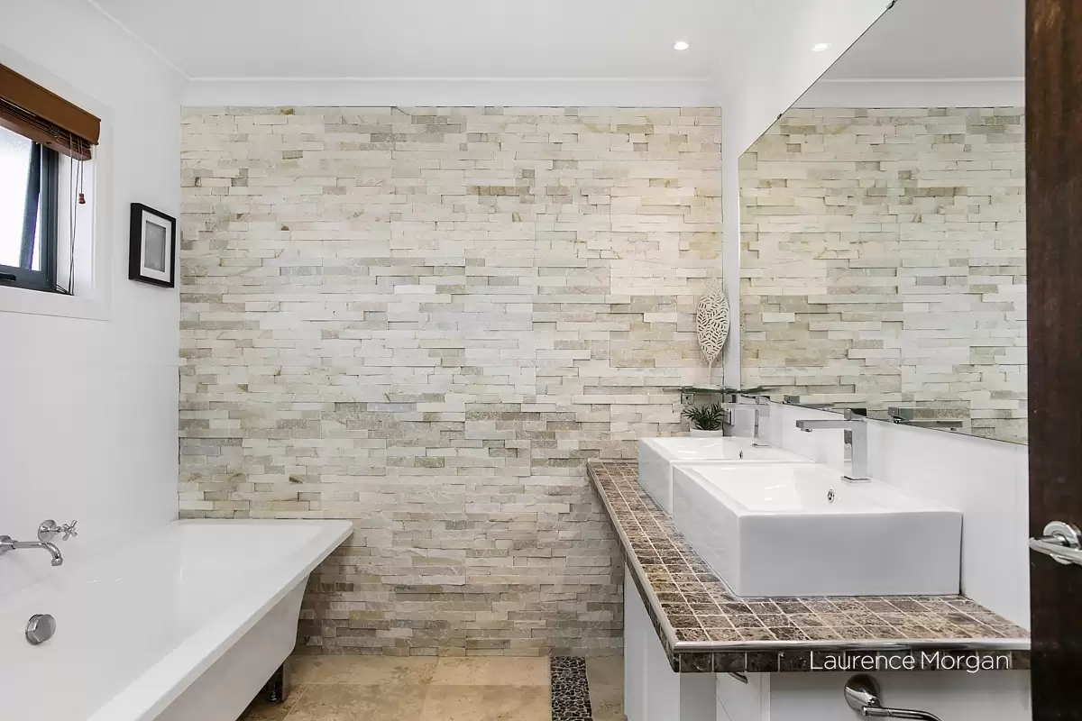 19 Cherry Street, Woonona Sold by Laurence Morgan Real Estate - image 6