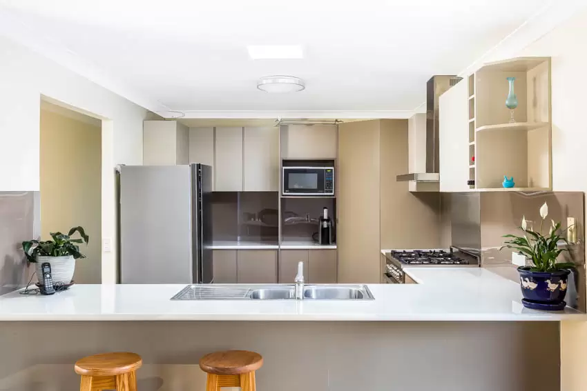 16 Throsby Avenue, Horsley Sold by Laurence Morgan Real Estate - image 2
