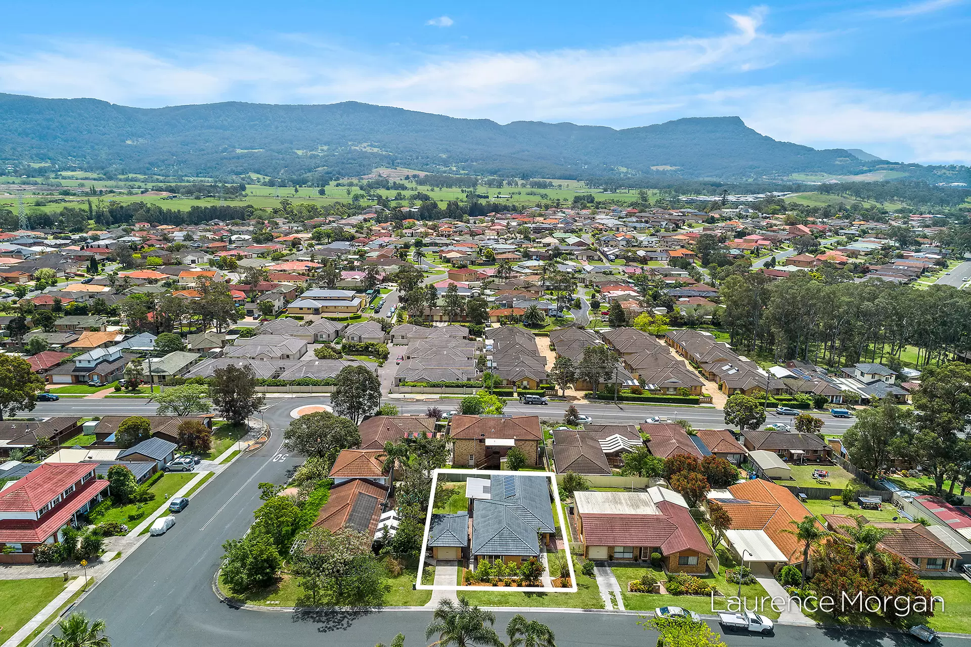 4 Throsby Avenue, Horsley Sold by Laurence Morgan Real Estate - image 4