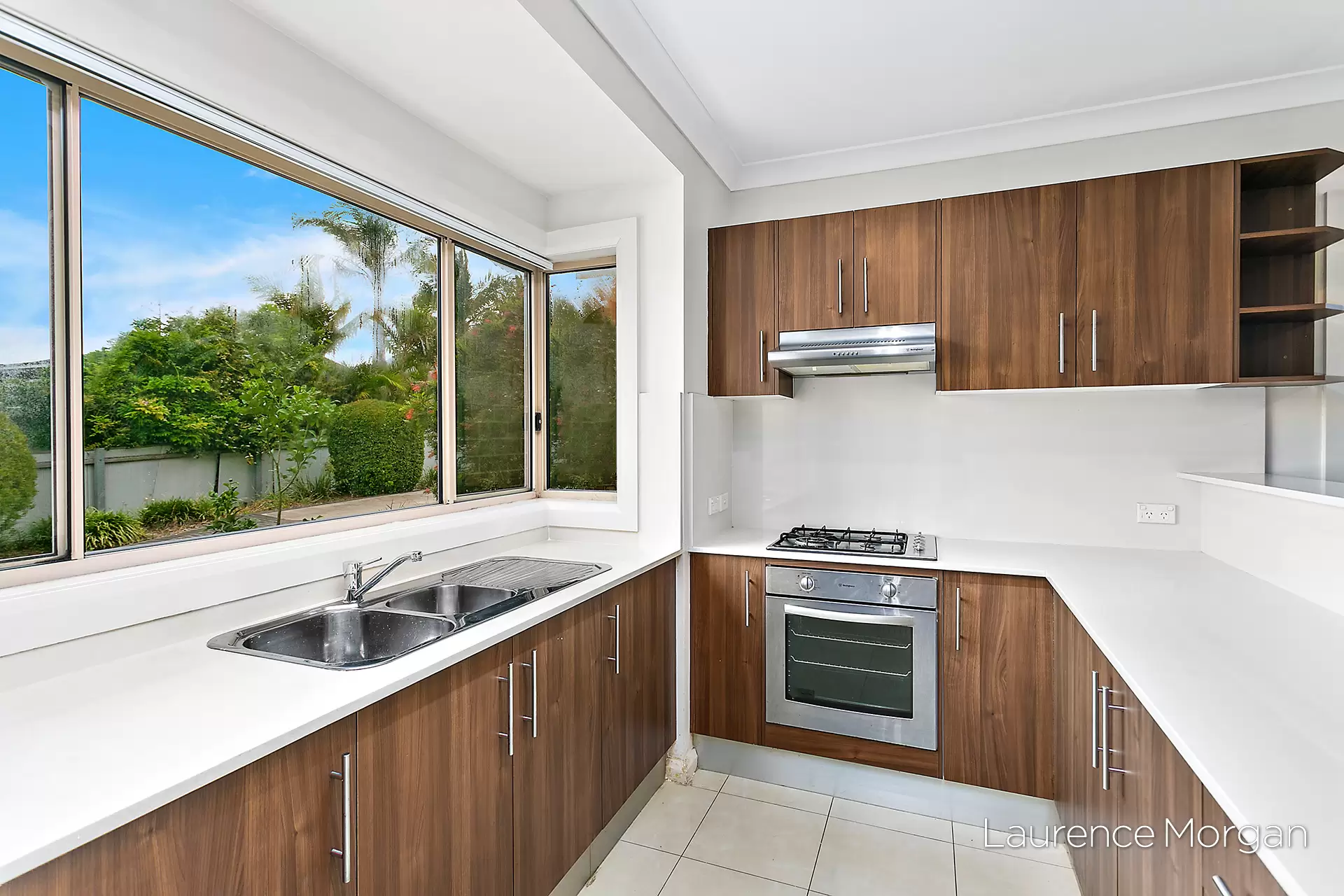 2/35 Russell Street, Balgownie Sold by Laurence Morgan Real Estate - image 5